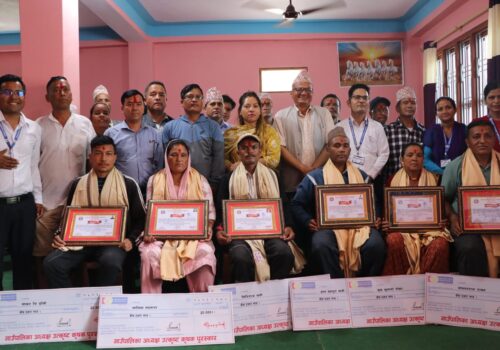 सल्यान त्रिवेणी गाउँपालिकाका ६ जना उत्कृष्ट किसान सम्मानित