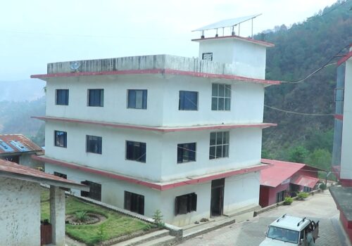 कर्णाली प्रदेश सरकारले निर्माण गरेका बिषादी प्रयोगशाला भवन अलपत्र