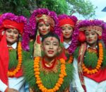 सल्यानमा गाईजात्रा, युवा महिलाको जोश : फाेटाे फिचर