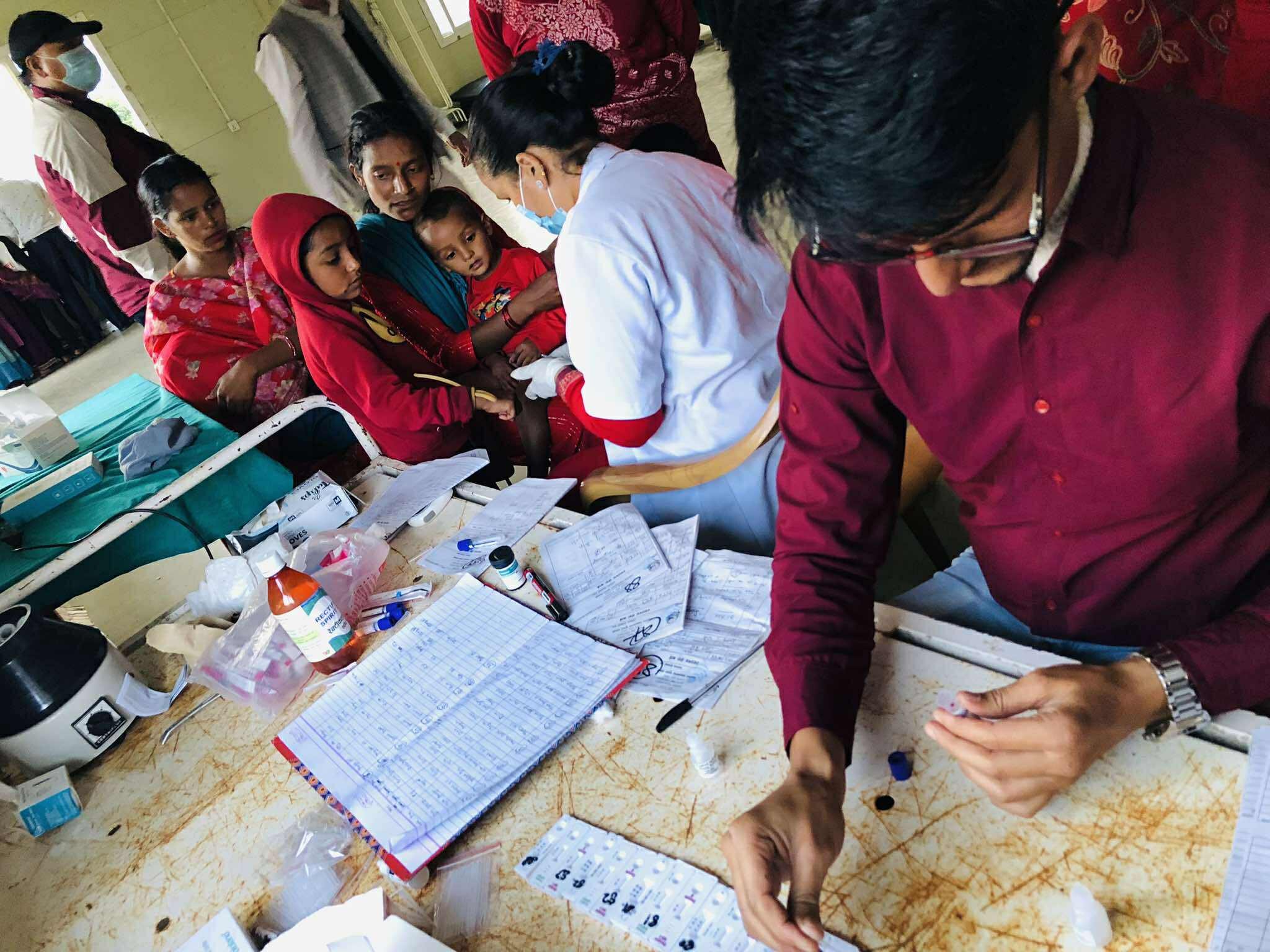 सल्यानको दार्मामा स्वास्थ्य शिविर : २३ जनामा स्क्रब टाइफस र १ जनामा डेंगी पुष्टि