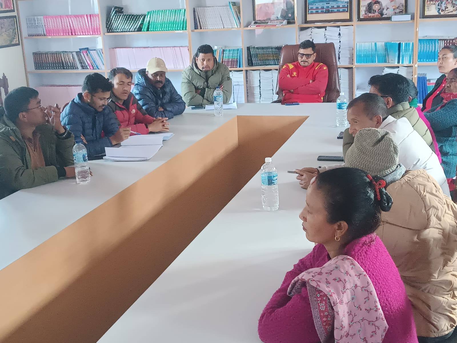 दार्मा गाउँपालिकामा विद्युत विस्तारका बिषयमा छलफल