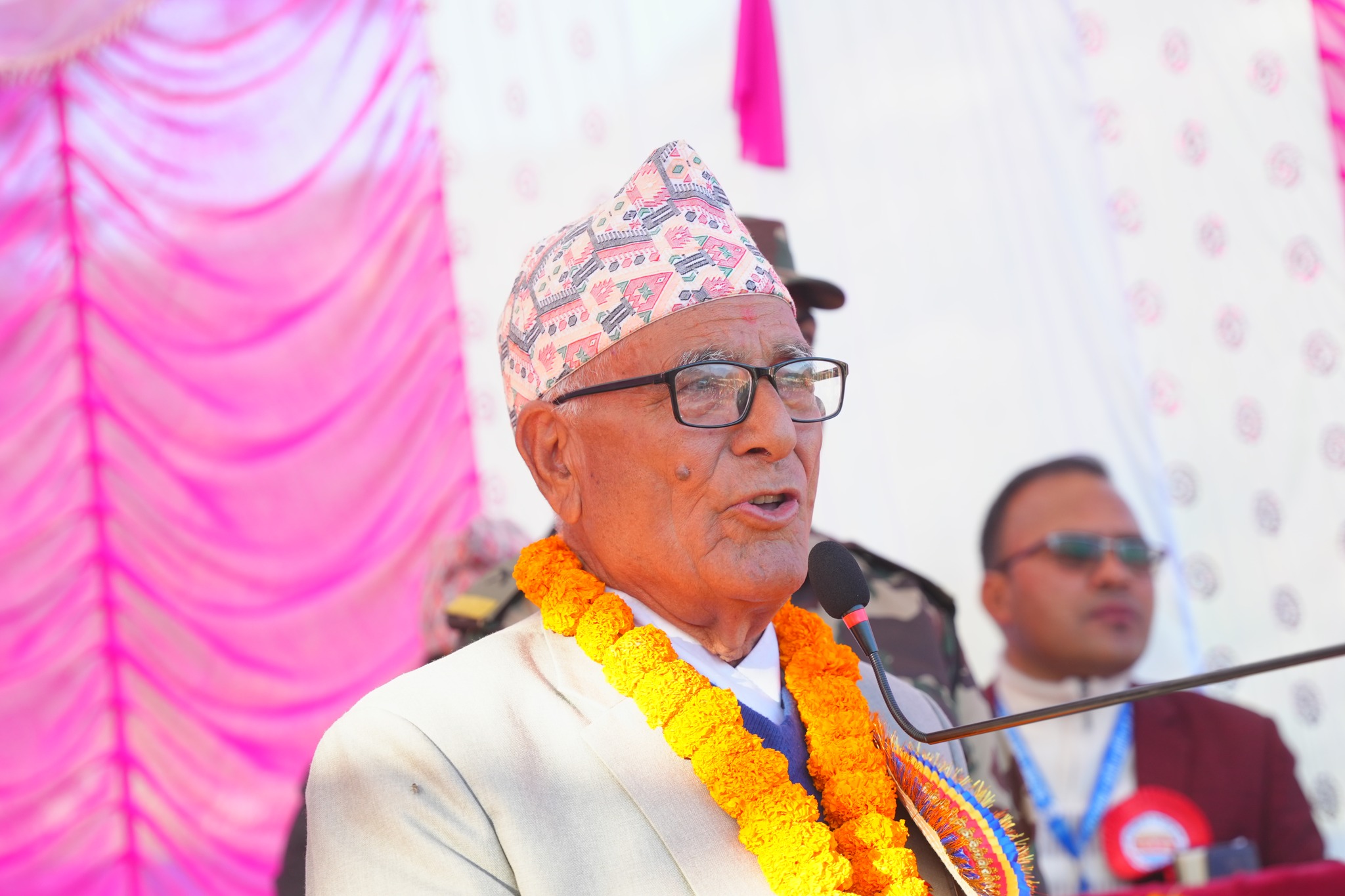 कर्णाली प्रदेश धनी छ, गरिब भनेर नचिनौ : प्रदेश प्रमुख जोशी