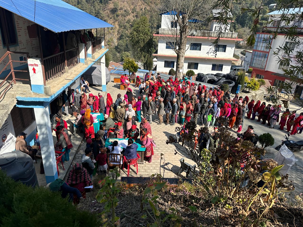 कपुरकोटको स्वास्थ्य शिविरमा पहिलो दिन ५ सय ४९ जनाले सेवा लिए