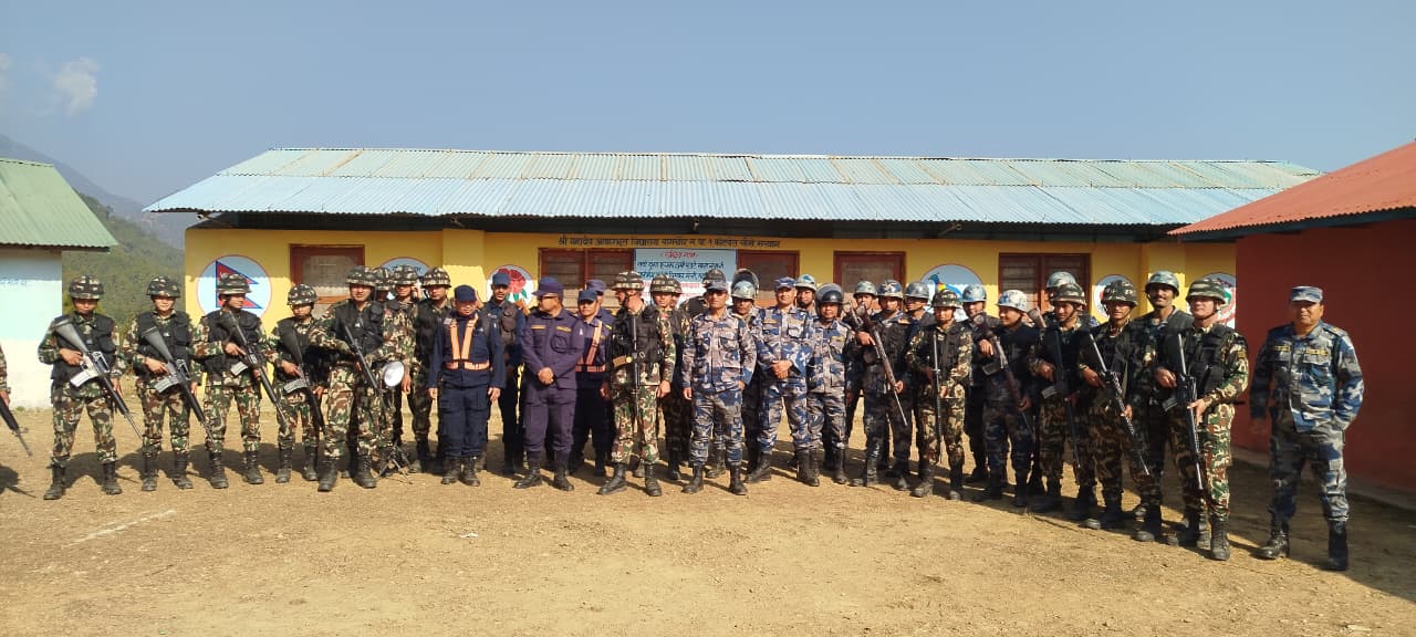 निर्वाचनलाई लक्षित गर्दै सल्यानमा सेना,प्रहरीको संयुक्त गस्ती सुरु